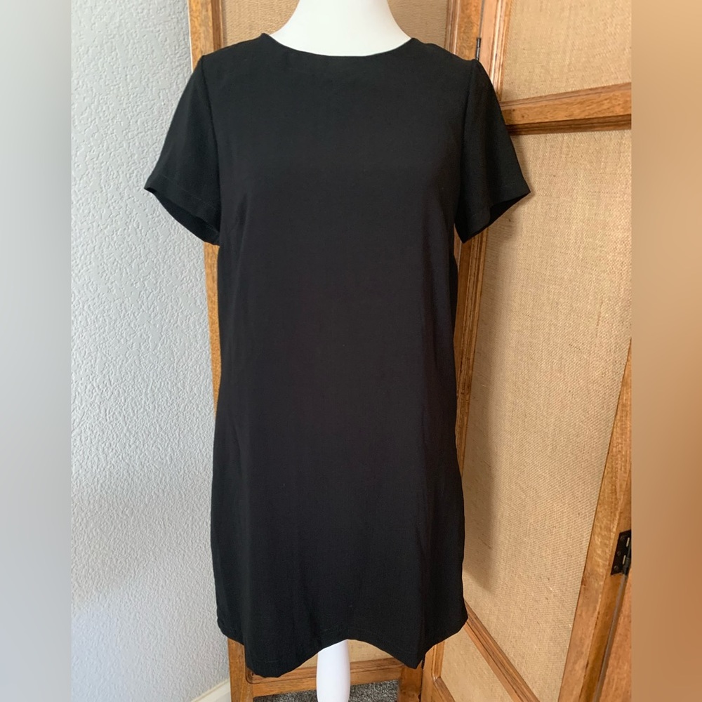 Lulu’s little black dress